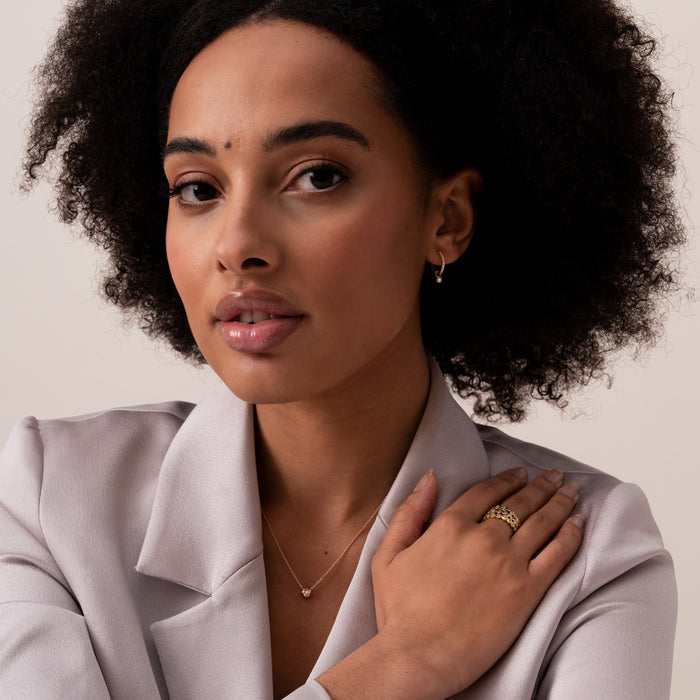 Dower & Hall 18k Gold Solitaire Cascade Diamond Pendant