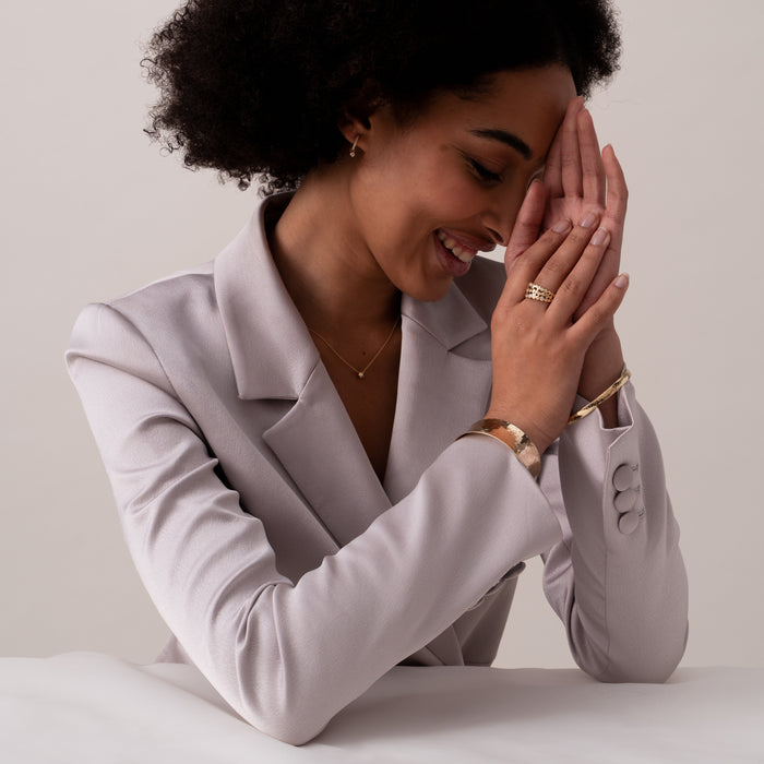 Dower & Hall 18k Gold Solitaire Cascade Diamond Pendant