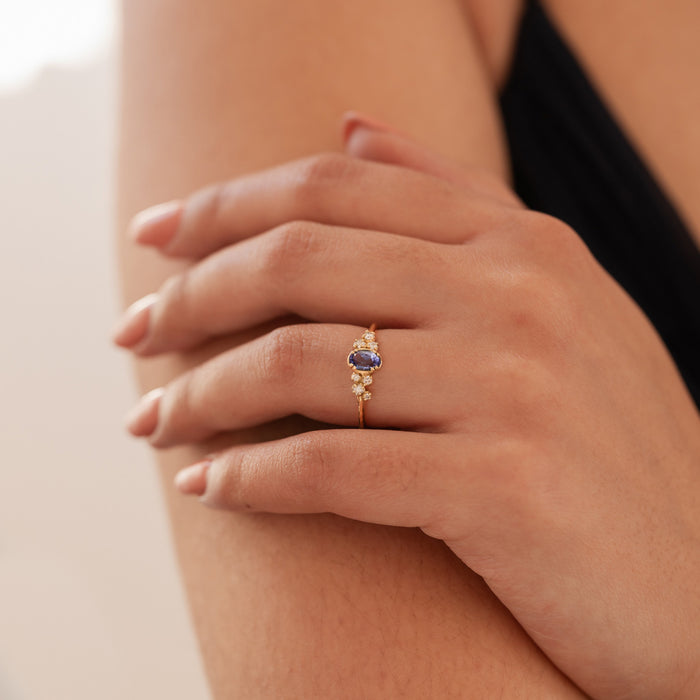 Dower & Hall 18k Oval Tanzanite & Diamond Stargazer Ring