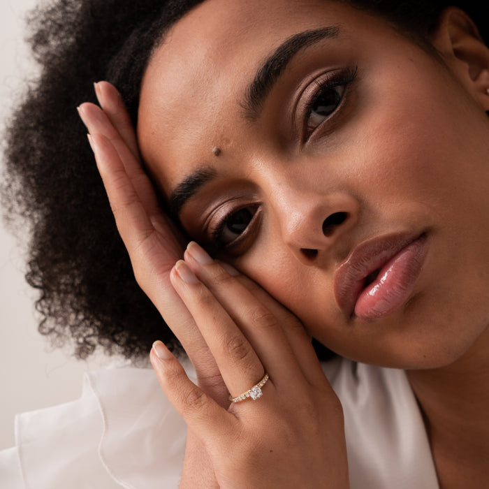 Dower & Hall 14k Lily Narrative Ring Stack