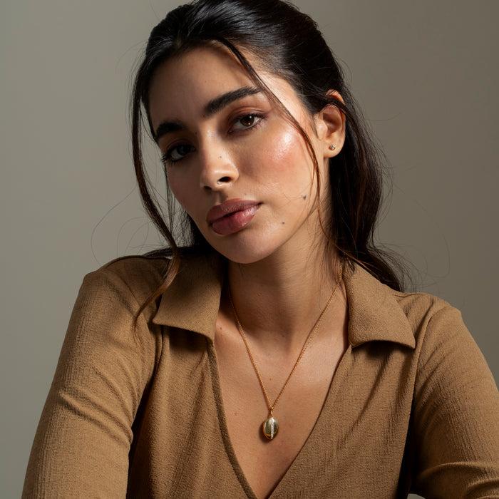 Dower & Hall 18k Oval Lumiere Locket With Diamonds