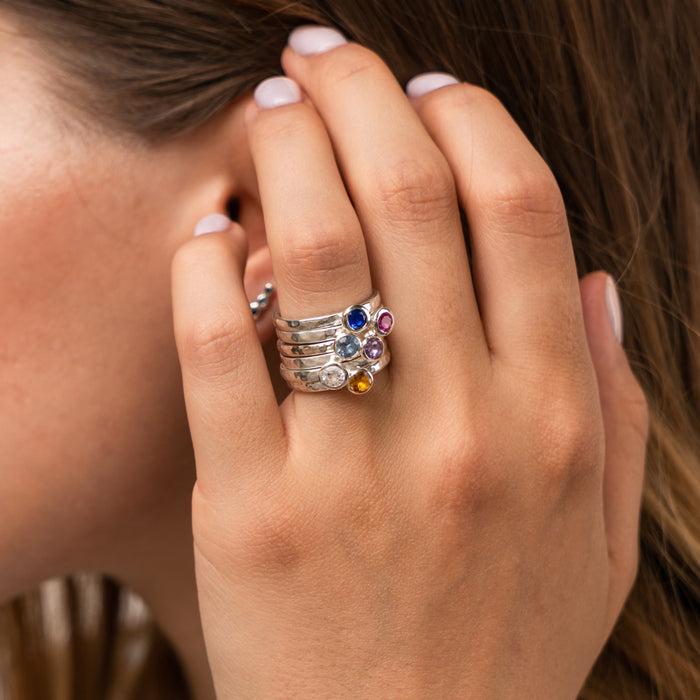 Dower & Hall 4mm Amethyst Hammered Twinkle Ring