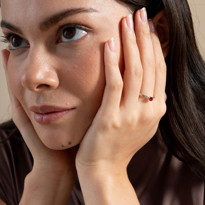 Dower & Hall 4mm Garnet Hammered Twinkle Ring
