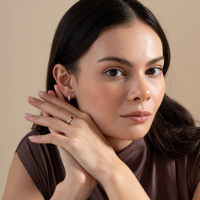 Dower & Hall 4mm Garnet Hammered Twinkle Ring