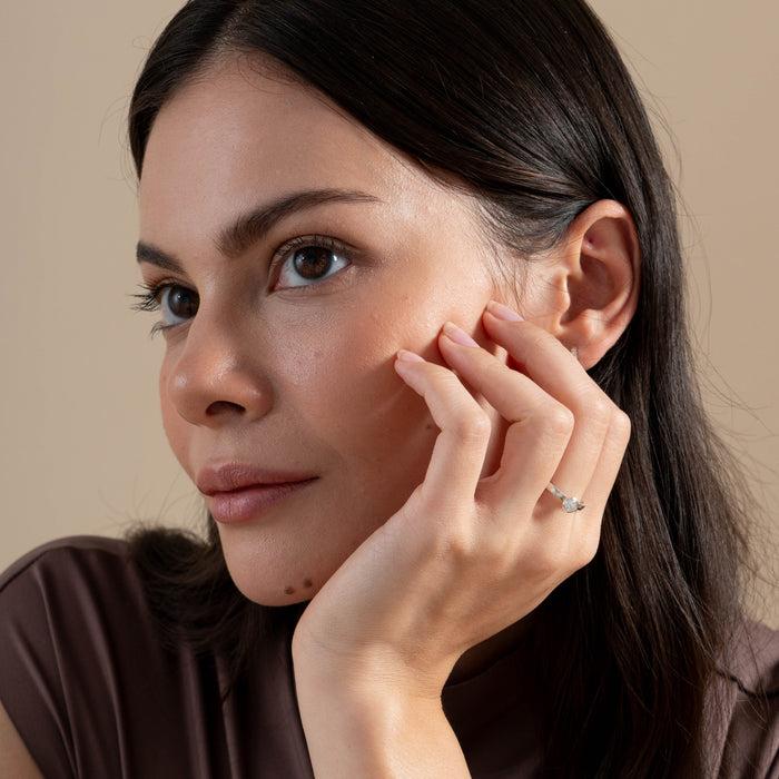 Dower & Hall 4mm White Topaz Hammered Twinkle Ring