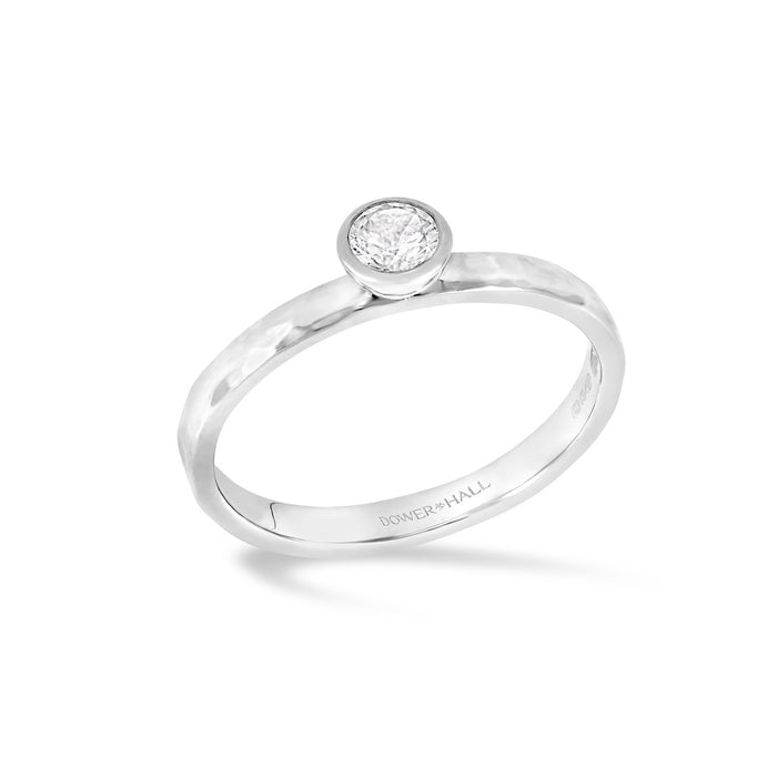 dower & hall 4mm White Topaz Hammered Twinkle Ring