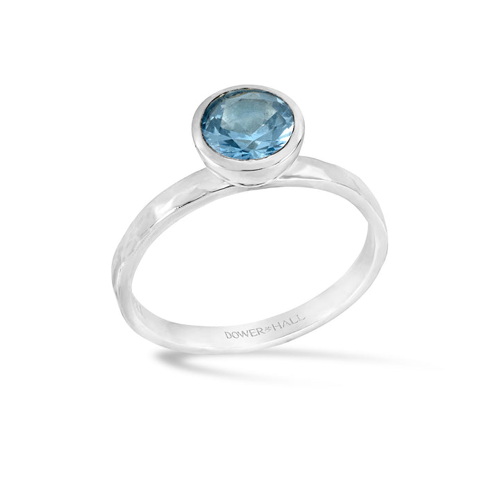 dower & hall 6mm Blue Topaz Hammered Twinkle Ring