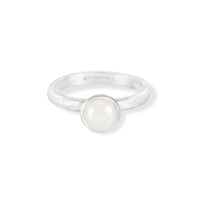 Dower & Hall 6mm White Pearl Hammered Twinkle Ring