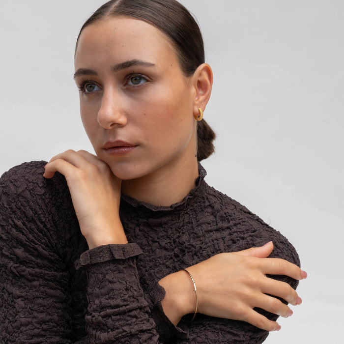 Dower & Hall 9k Gold 2mm Hammered Nomad Bangle