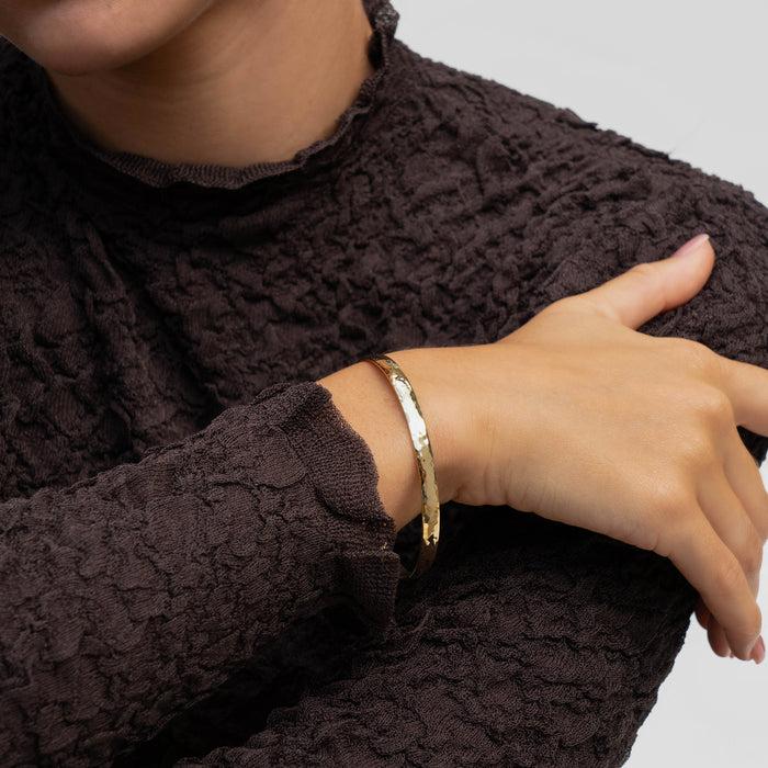 Dower & Hall 9k Gold 5mm Hammered Nomad Bangle
