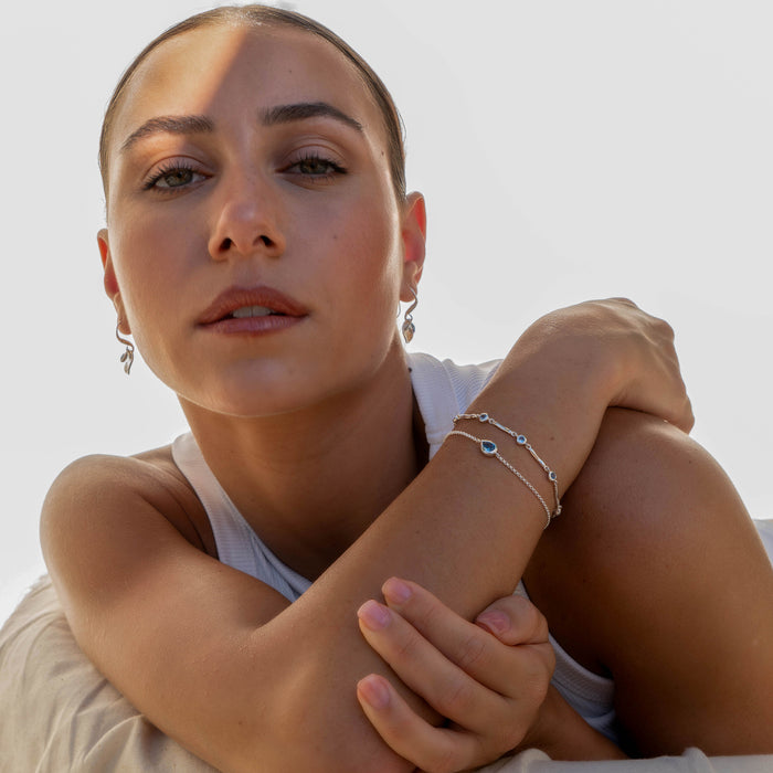 Dower & Hall Aquamarine Dewdrops Link Bracelet