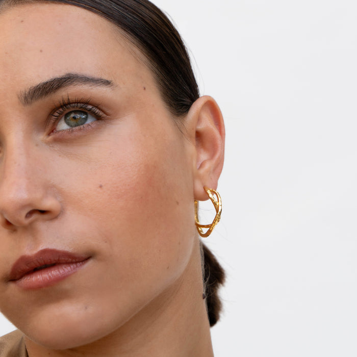 Dower & Hall Entwined Chunky Infinity Twist Hoops