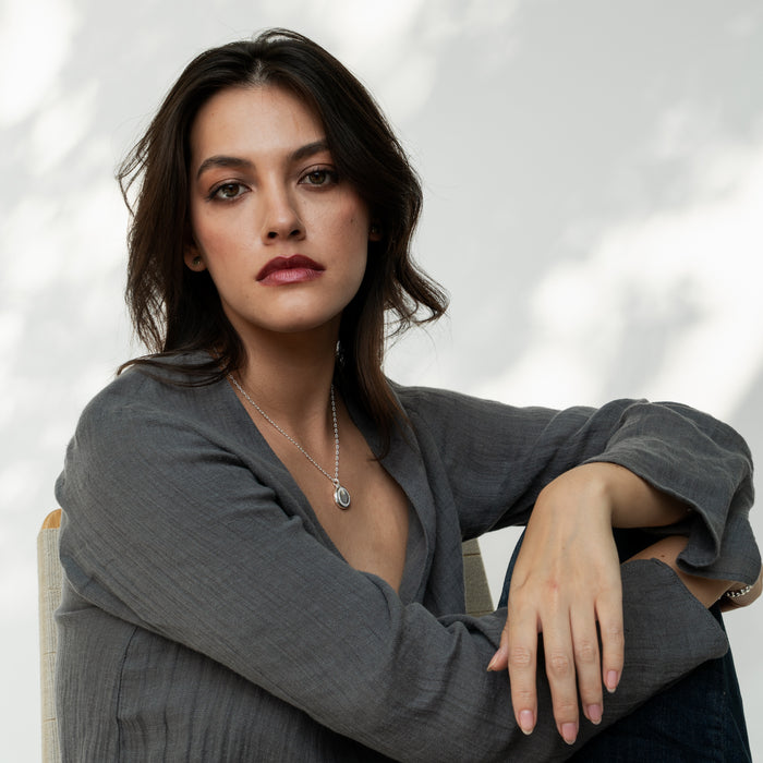 Dower & Hall Gleam Sapphire Locket