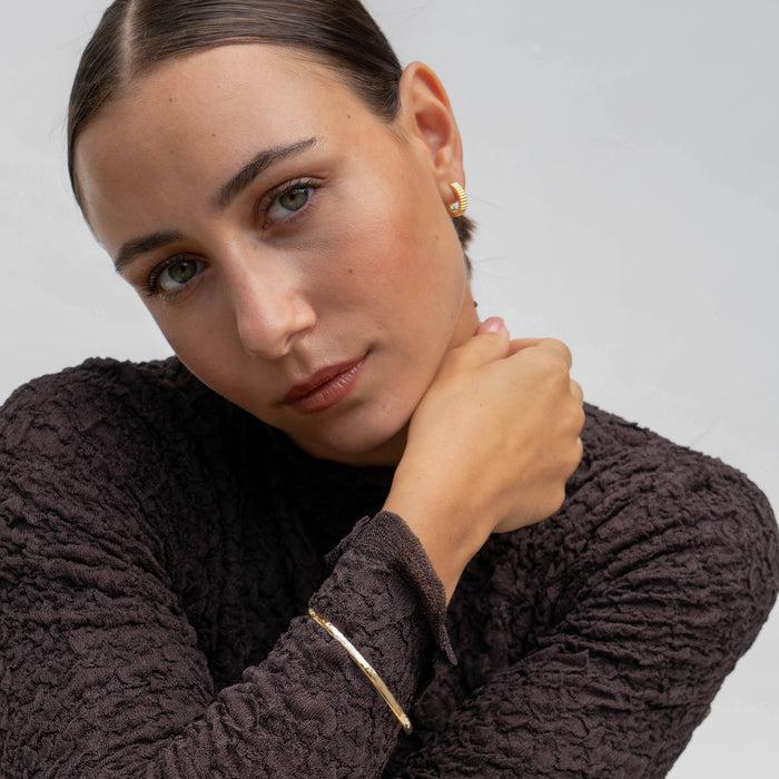 Dower & Hall Medium Humbug Huggie Hoops