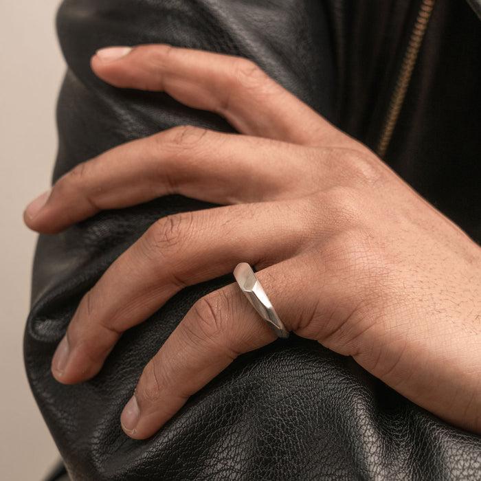 Dower & Hall Mens Long Pebble Signet Ring