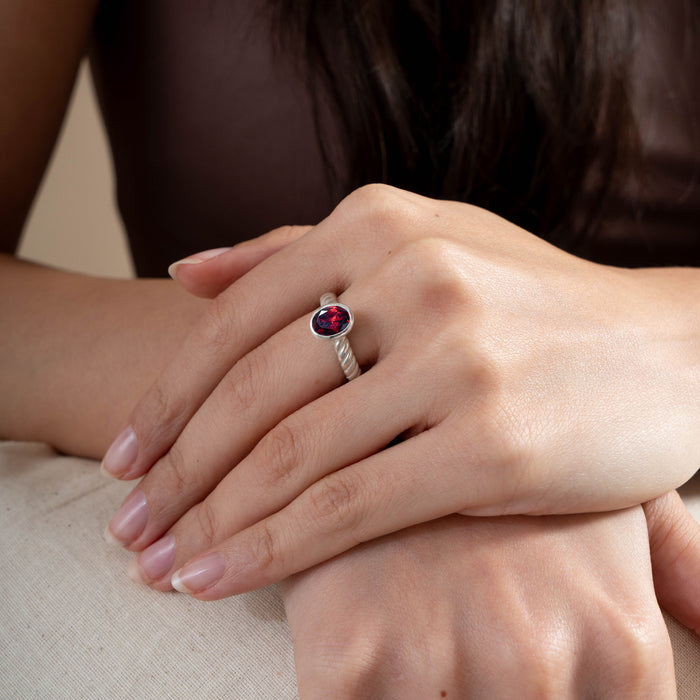 Dower & Hall Oval Garnet Twist Twinkle Ring