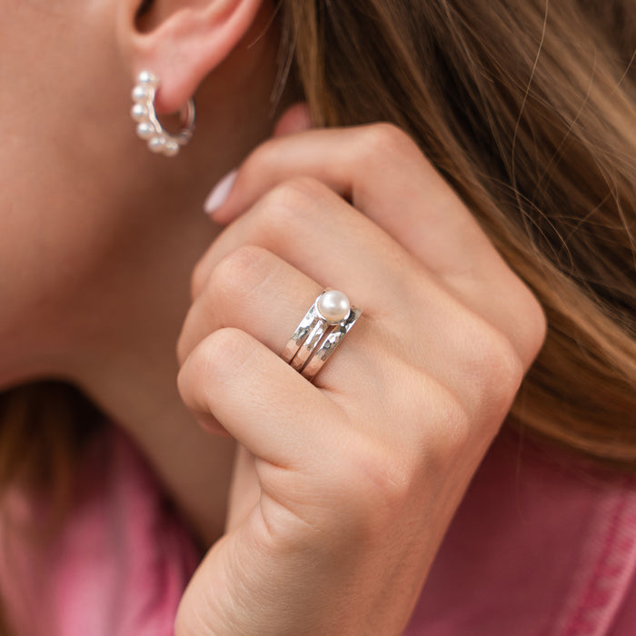 Dower & Hall Wondrous Pearl Twinkle Stacking Rings