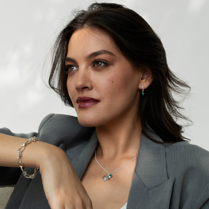 Dower & Hall Hammered Disc & 5mm Green Garnet Array Pendant