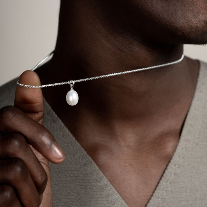 Dower & Hall Men's 10mm Oval White Freshwater Pearl Pendant