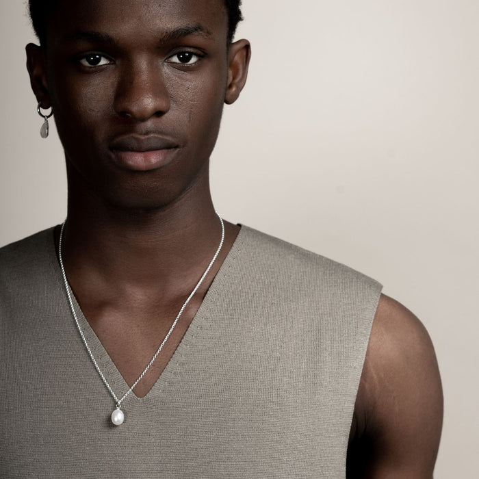 Dower & Hall Men's 10mm Oval White Freshwater Pearl Pendant