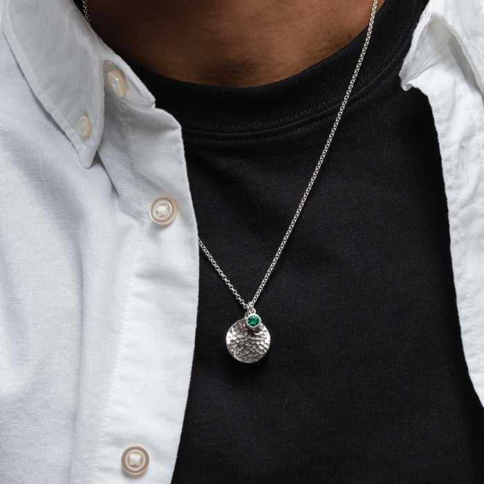 Dower & Hall Men's Disc & 5mm Green Garnet Array Pendant