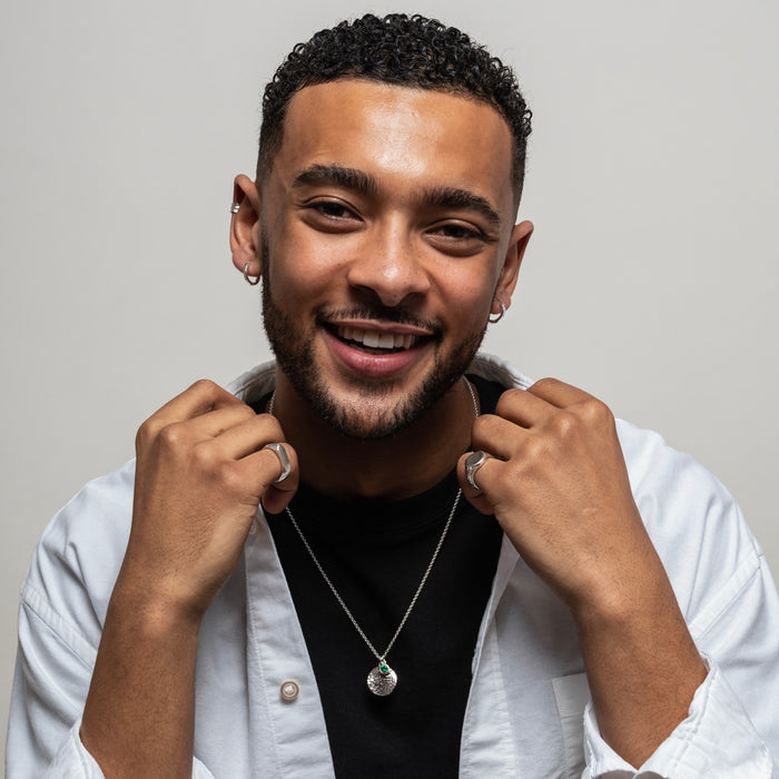 Dower & Hall Men's Disc & 5mm Green Garnet Array Pendant