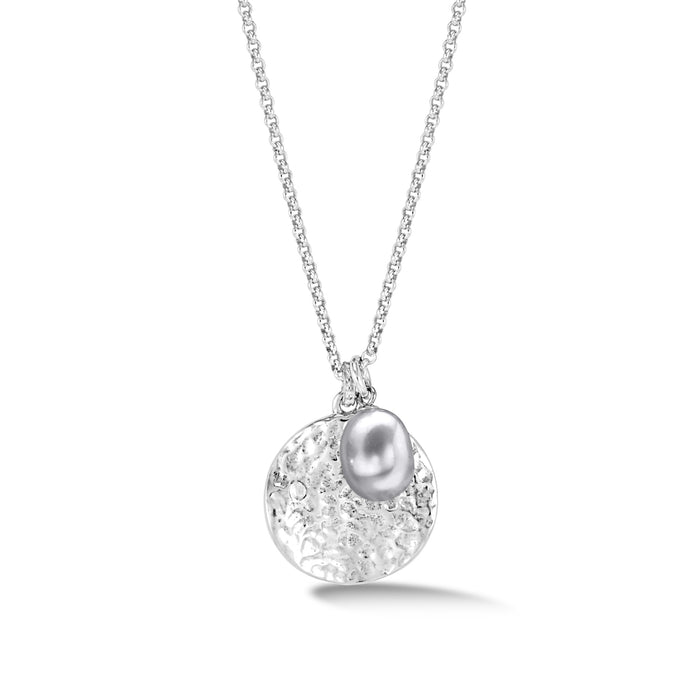 dower & hall Men's Hammered Disc & Dove Grey Freshwater Pearl Pendant