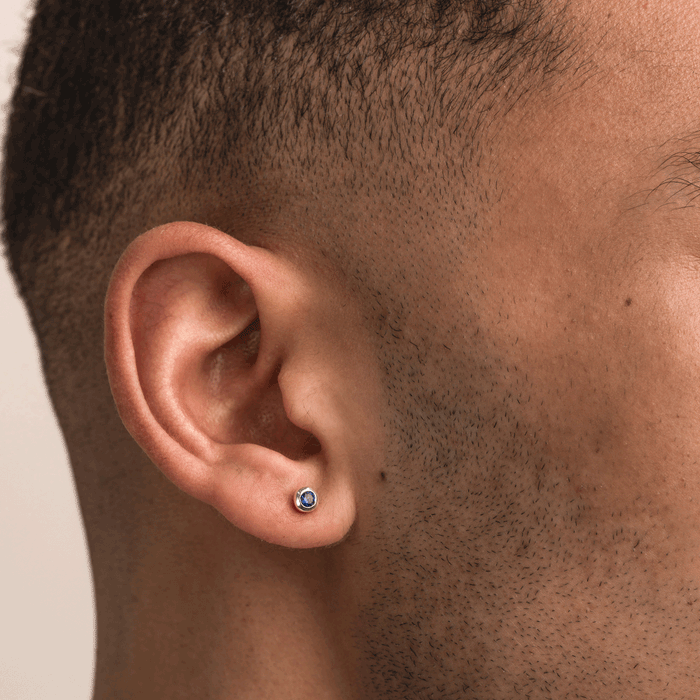 Dower & Hall Men's Single 3mm Blue Sapphire Dewdrop Stud