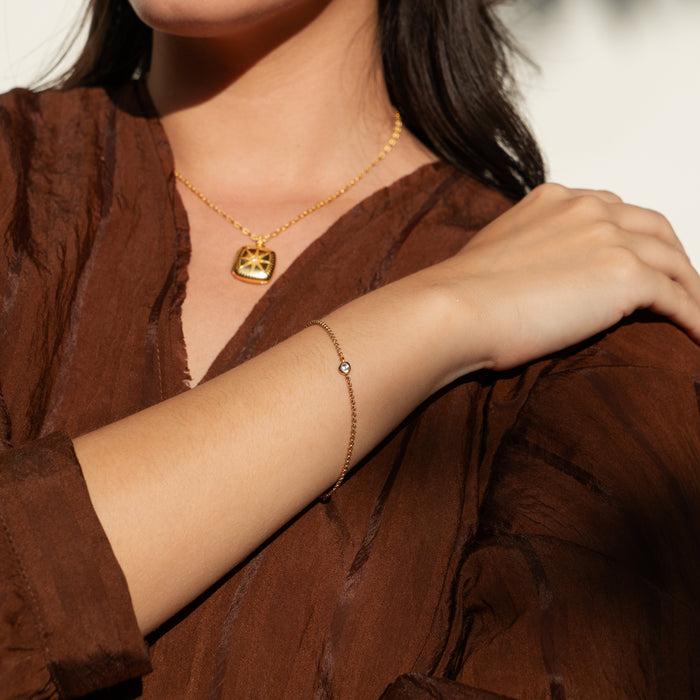 Dower & Hall Single White Sapphire Dewdrop Chain Bracelet