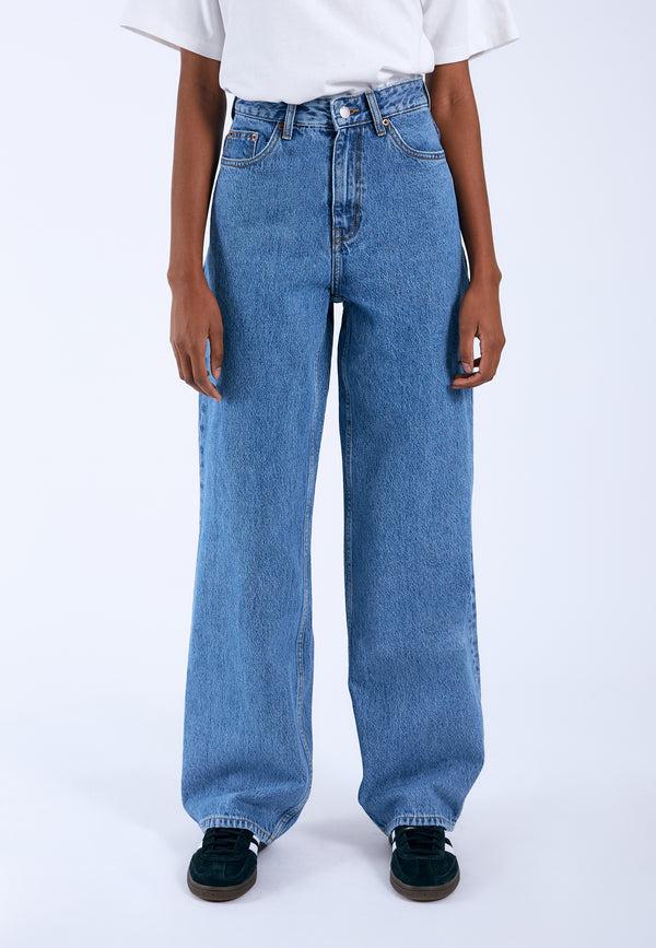 Dr Denim Donna - Stream Sky Retro