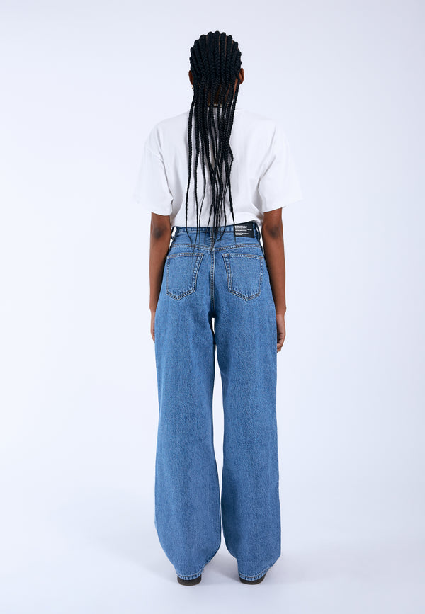 Dr Denim Donna - Stream Sky Retro