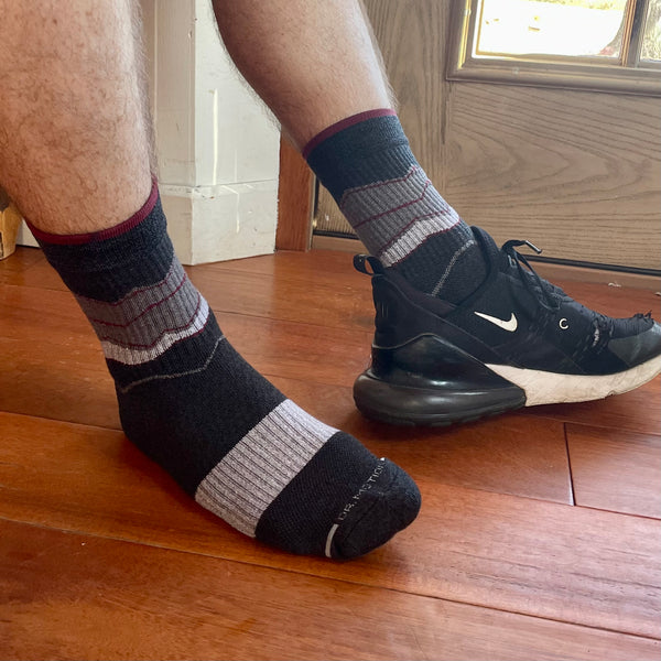 Dr. Motion Abstract Mountain | Compression Outdoor Medium Weight Crew For Men