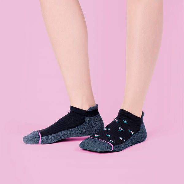 Dr. Motion Ditsy Floral | Ankle Compression Socks For Women