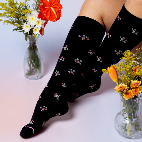 Dr. Motion Ditsy Floral Bunch | Knee-High Compression Socks For Women