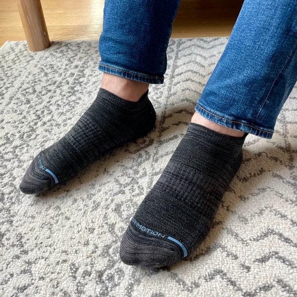 Dr. Motion Freefeed | Ankle Compression Socks For Men