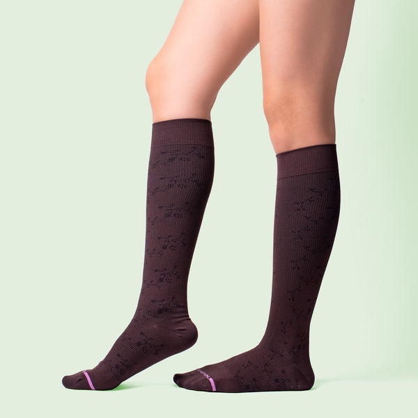 Dr. Motion Floral Texture | Knee-High Compression Socks For Women