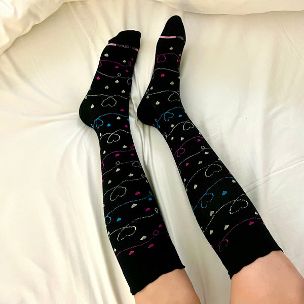 Dr. Motion Scribble Hearts | Knee-High Compression Socks For Women