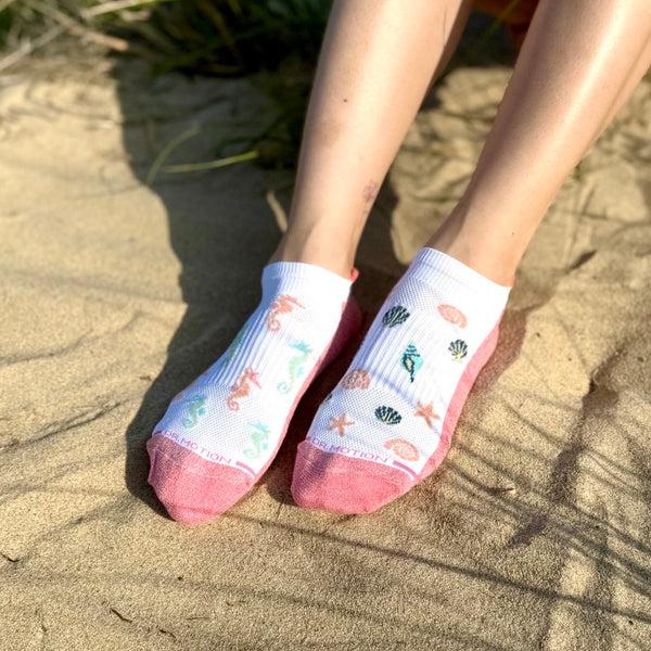 Dr. Motion Seashells | Ankle Compression Socks For Women