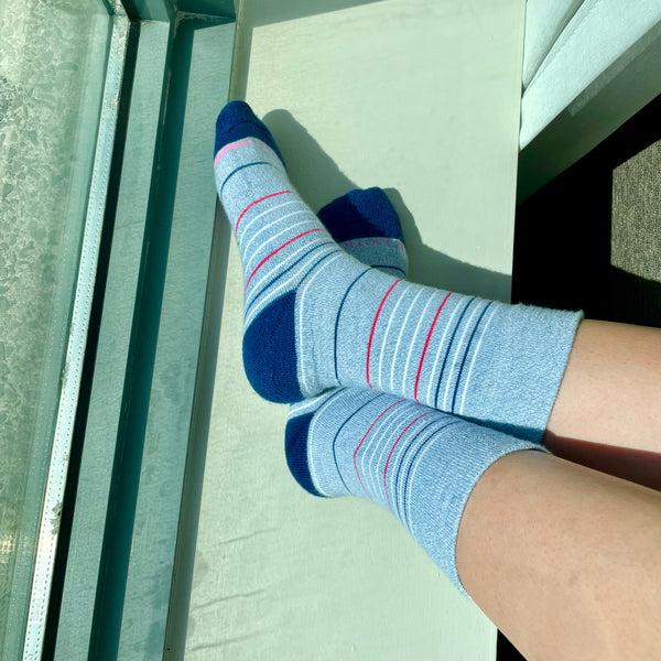 Dr. Motion Thin Stripe | Diabetic Half-Cushion Socks For Women