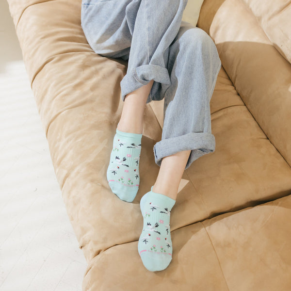 Dr. Motion Whooping Cranes | Ankle Compression Socks For Women