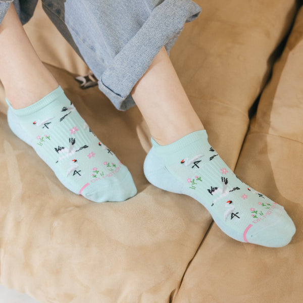 Dr. Motion Whooping Cranes | Ankle Compression Socks For Women