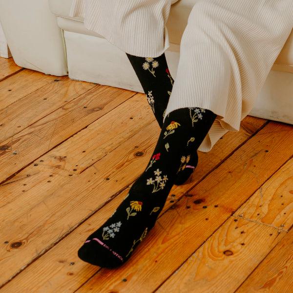 Dr. Motion Wildflowers | Knee-High Compression Socks For Women