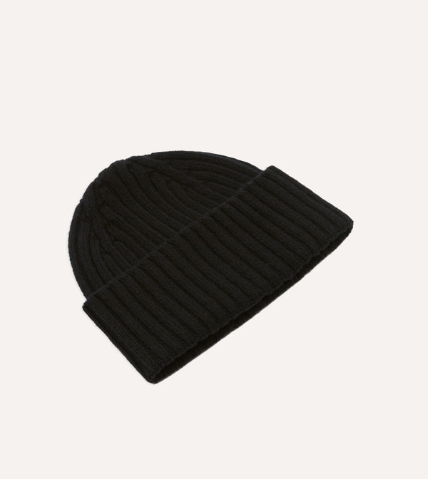Drake's Black Lambswool Ribbed Knit Cap