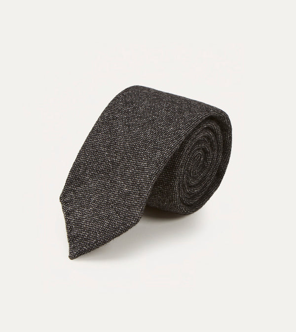 Drake's Black Pure Cashmere Solid Hand Rolled Tie
