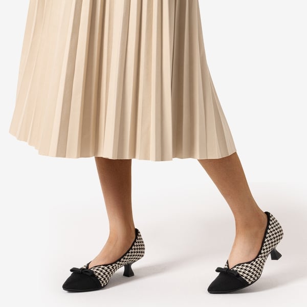 Dream Pairs Comfortable Dressy Bow Pumps