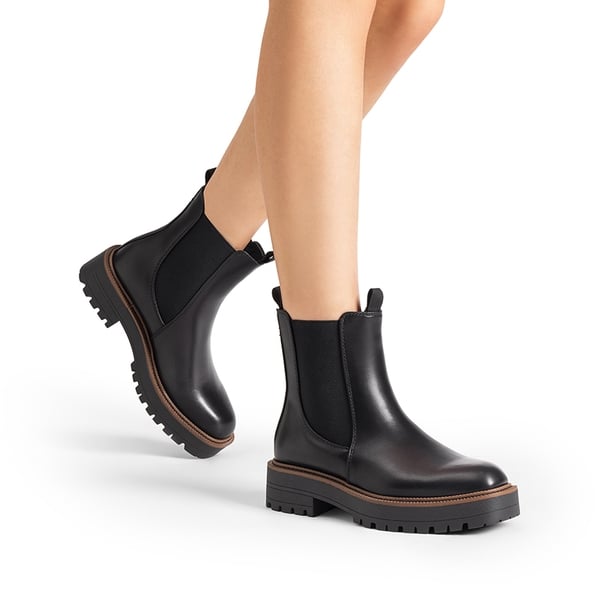 Dream Pairs Lug-Sole Slip-on Chelsea Boots