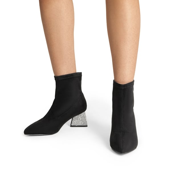 Dream Pairs Slip-On Block Heel Suede Ankle Boots