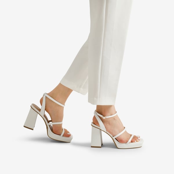 Dream Pairs Strappy Chunky Platform Heel Sandals
