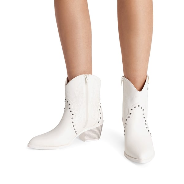 Dream Pairs Studded Chic Cowgirl Ankle Boots