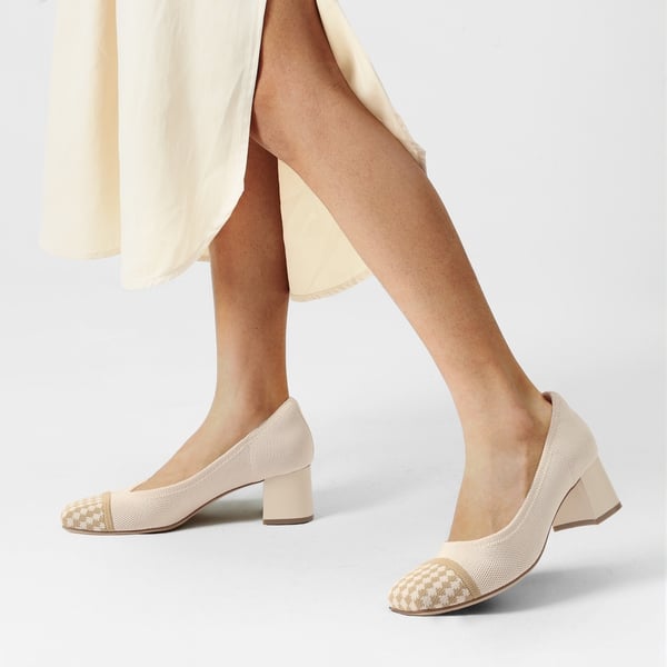 Dream Pairs Stylish Block Heel Pumps